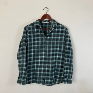 Woolrich green white and black plaid Button up shirt with pockets women's large